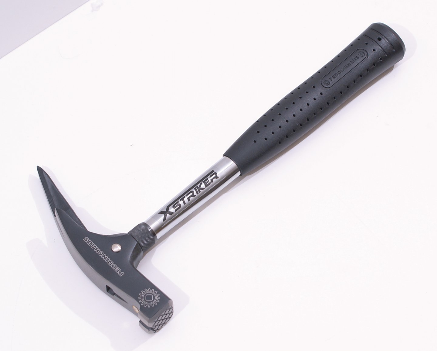 Carpenter's hammer gs
