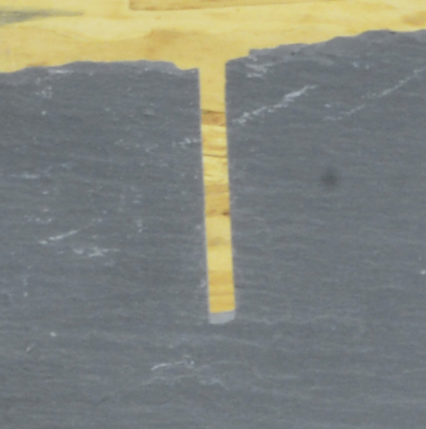 Pliers for cutting and punching the slate on card 09