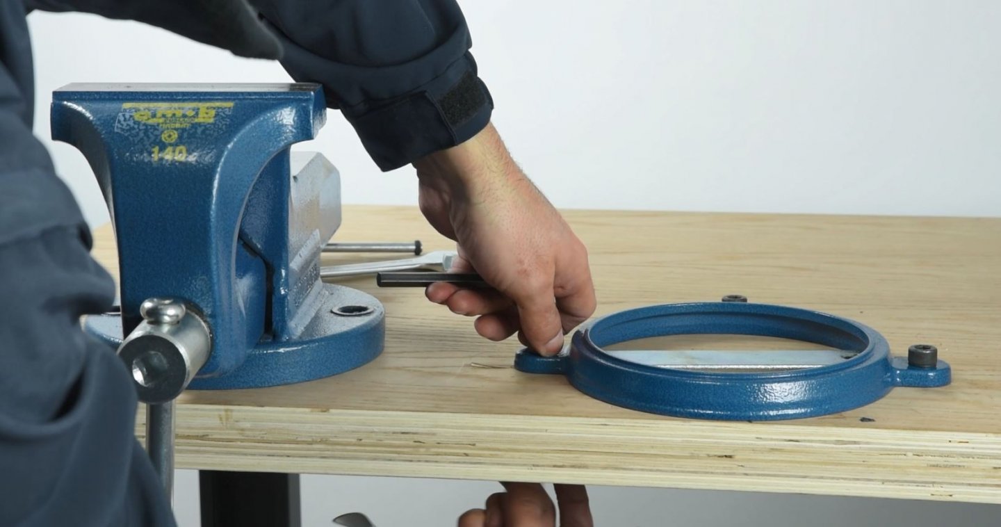 Turntable for magnat and magnat tube vices 03