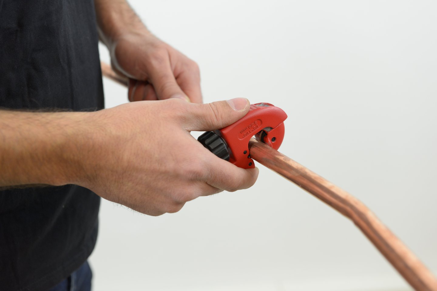 Mini pipe cutter for copper pipes 05