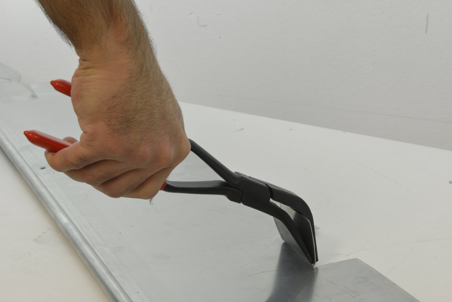 45° 60mm edge clamp on card 10