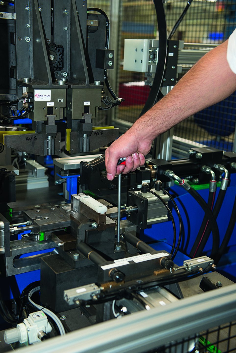 Hexagonal keys with spherical head and t-handle 03