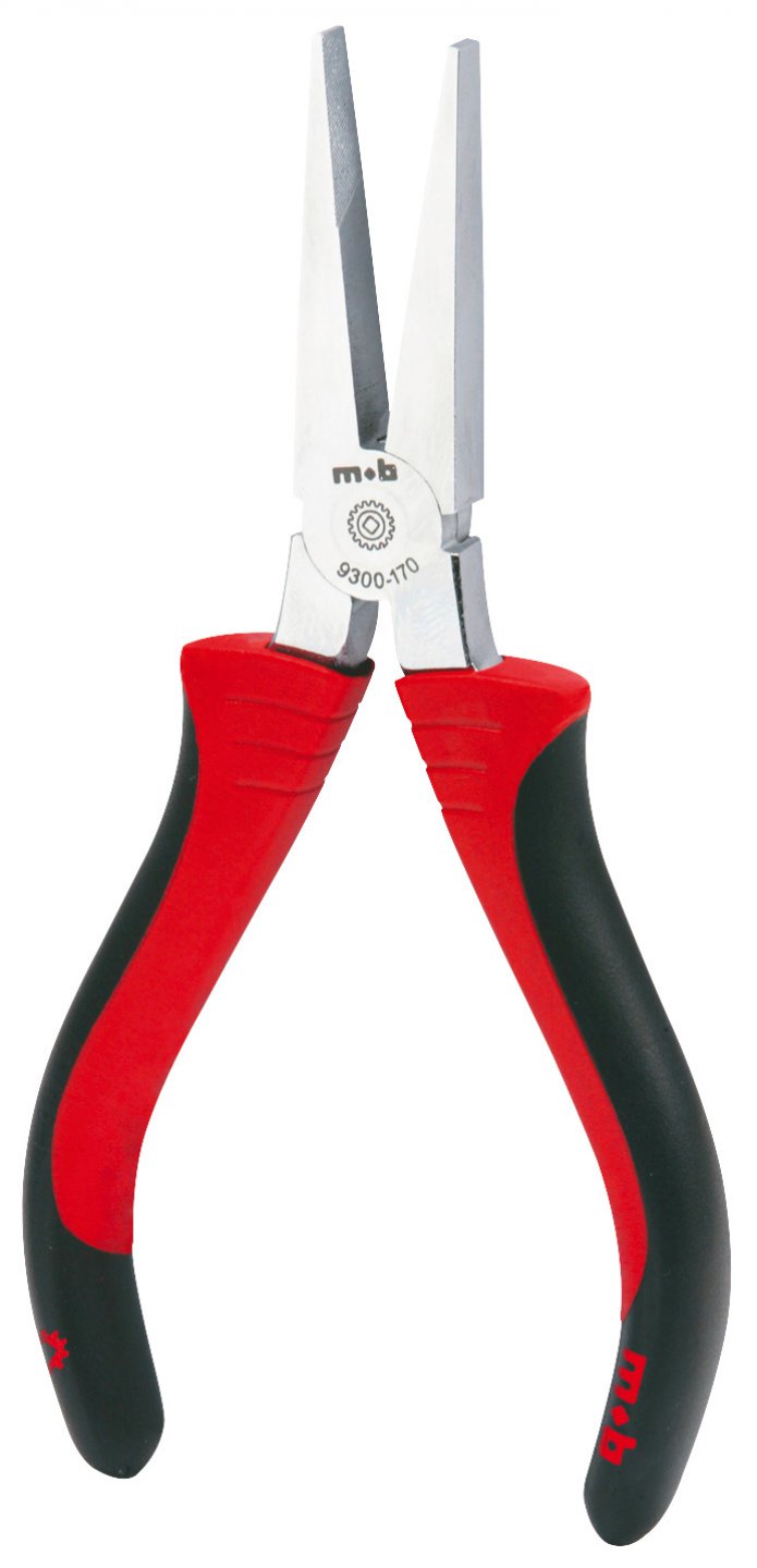 Flat long nose pliers, on card 02