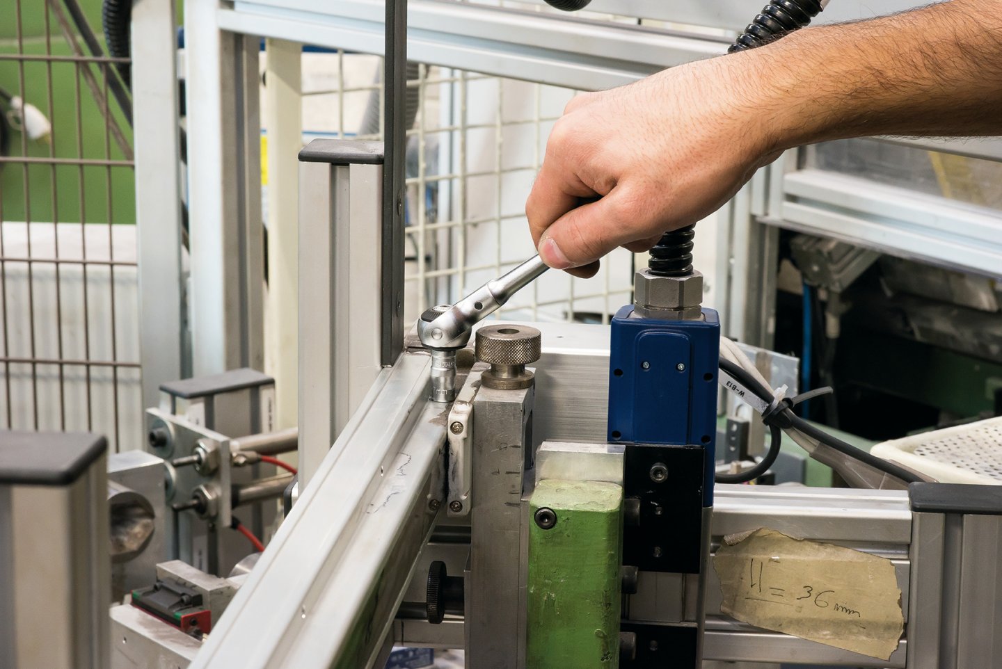 Swivel head ratchet set - 1/4'' - 46 pieces in fusion box 05