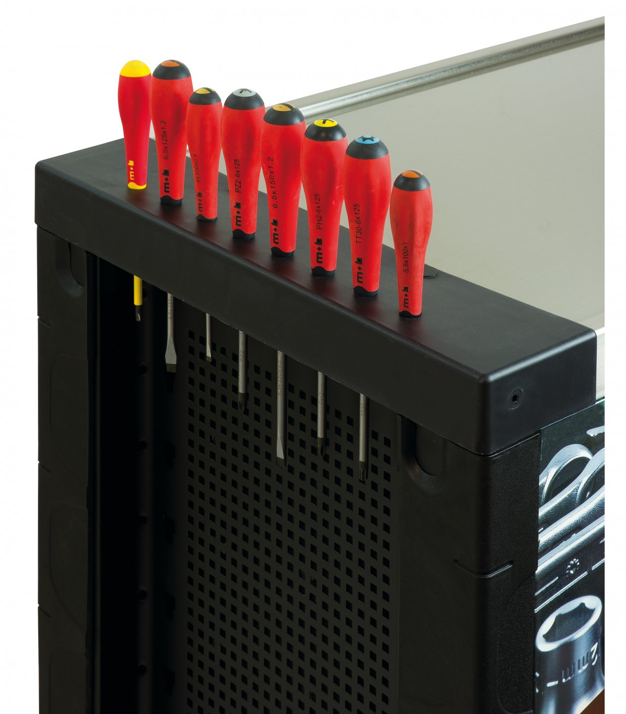 Xliner ‘safety’ tool trolley with 6 drawers - 4 units 09