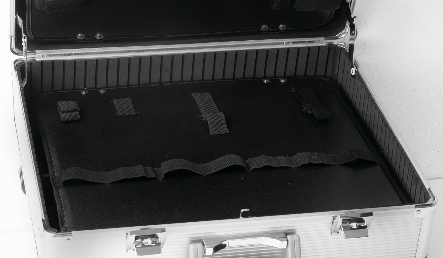 Aluminium trolley case, empty 05