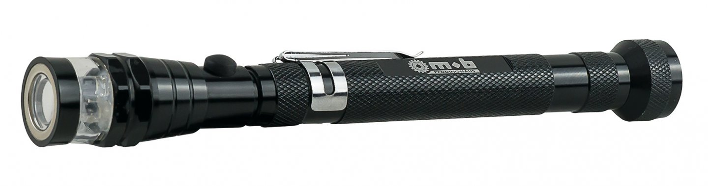 Telescopic magnetic torch