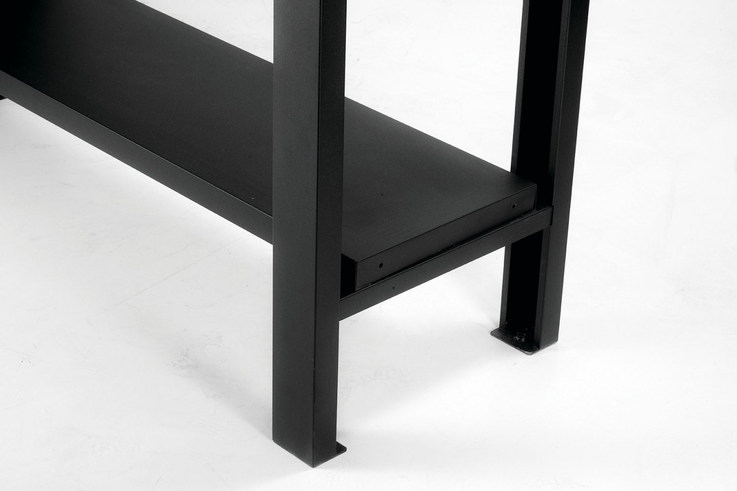 Workbench 2 m with stainless steel plate 02