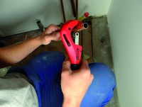 Pipe cutter for copper pipes 06