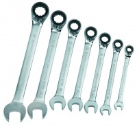 Dupli-ratcheting combination spanner set in plastic display 03