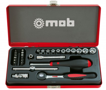 29 pieces 6 sides 1/4'' set in strong metal box